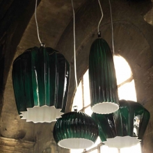 Keramik-Lampe in vier Formen in glänzendem Kupfergrün