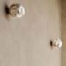 Kleine Wandlampe mit rundem Muranoglas-Schirm