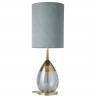 Topasglas-Tischlampe mit Gold-Sockel, bestckt mit hohem Schirm in der Farbe Taubenblau